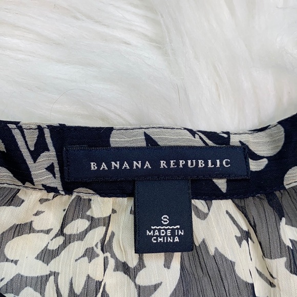 Banana Republic 2 Layer Cami Pattern Blouse - Picture 6 of 12